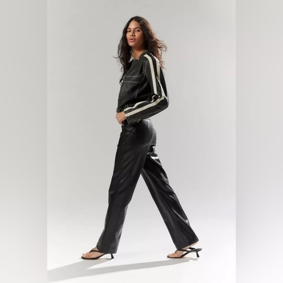 silence + noise Pants - NWT Silence + Noise Sydney Faux Leather Moto Pant in Black Size 4
